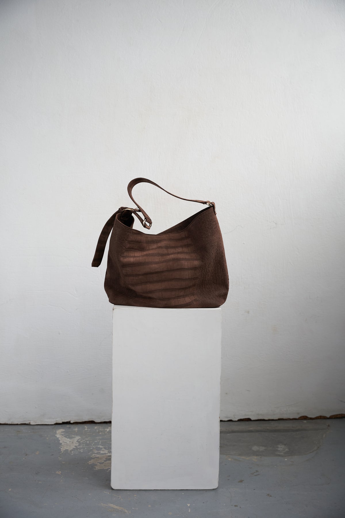 PRAGA Maxi Hobo - Mocha