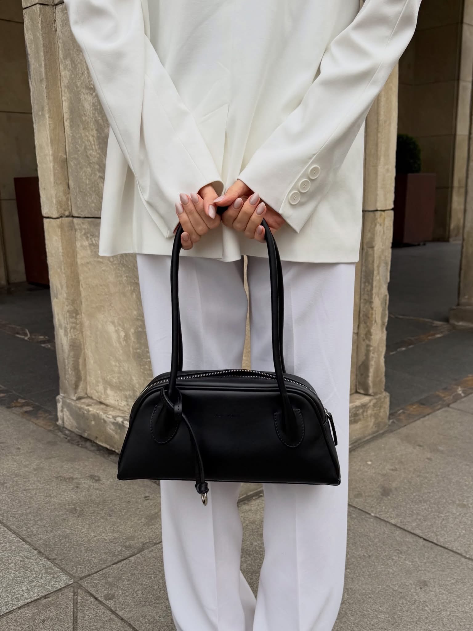 TRAPEZ BAG - Czarna