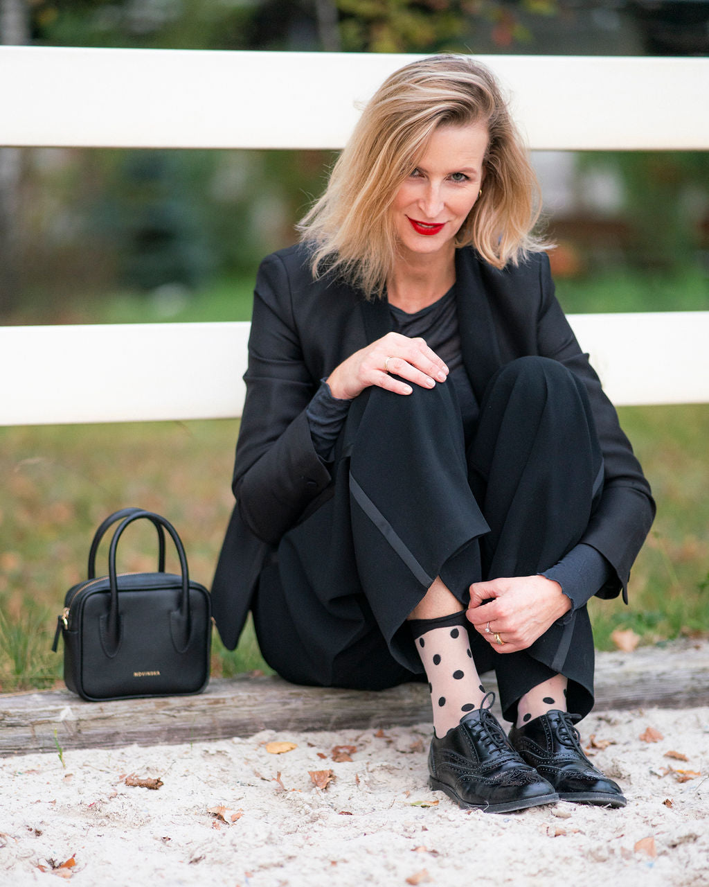 KIKI - Onyx Black - Gold